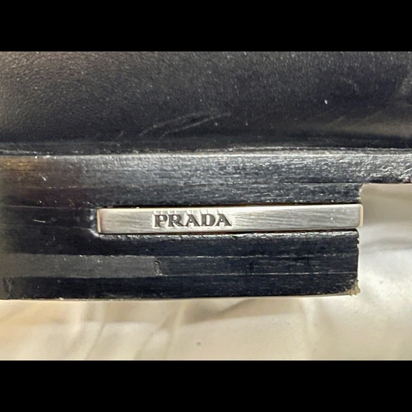 Prada “Brand New” Mens Dress Shoe. Size 8. Original Retail $850.00 - Picture 7 of 7